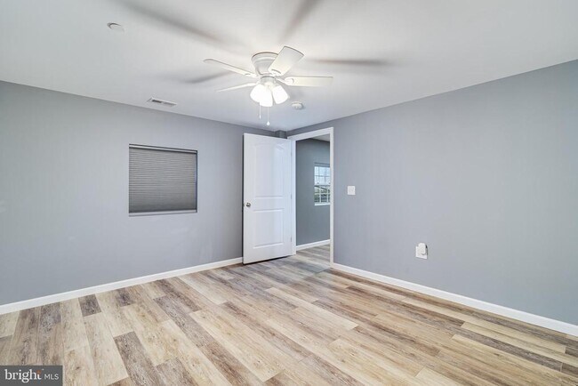 Foto del edificio - 8325 ABC Farm Pl