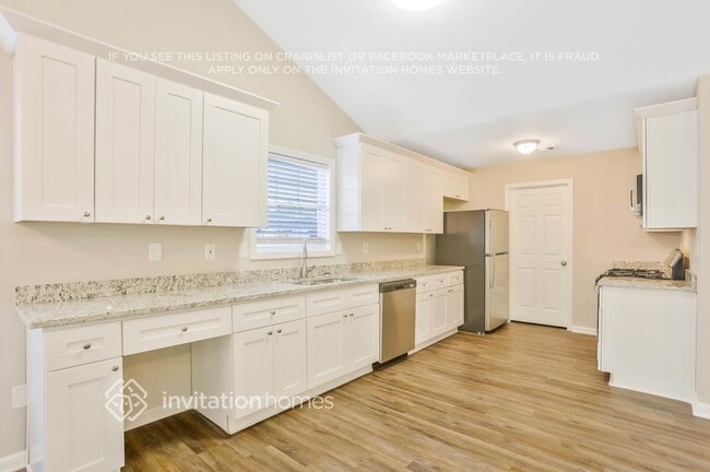 Foto del edificio - 795 Avalon Forest Dr NW