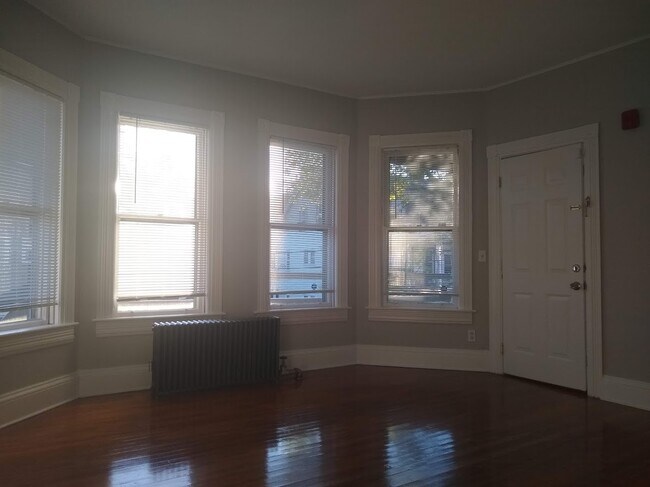 Foto del edificio - 12 Maynard St