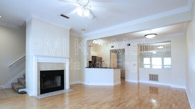 Building Photo - 11624 Tomahawk Creek Pkwy