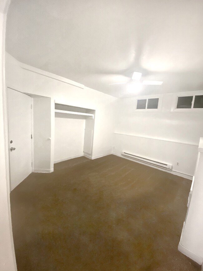 240 Main St, Longmont, CO 80501 Condo for Rent in Longmont, CO