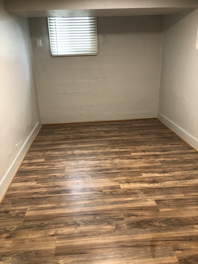 Foto del edificio - 1278 E 100 S