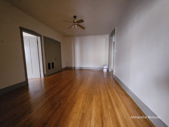 Foto del edificio - 1160 S Mason Ave