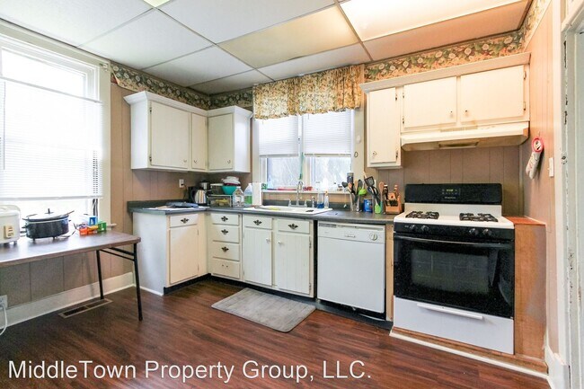 Building Photo - 4 br, 2 bath House - 601 N Alameda Ave.