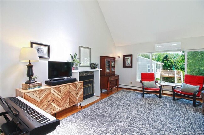 Building Photo - 299 Virgo Dr