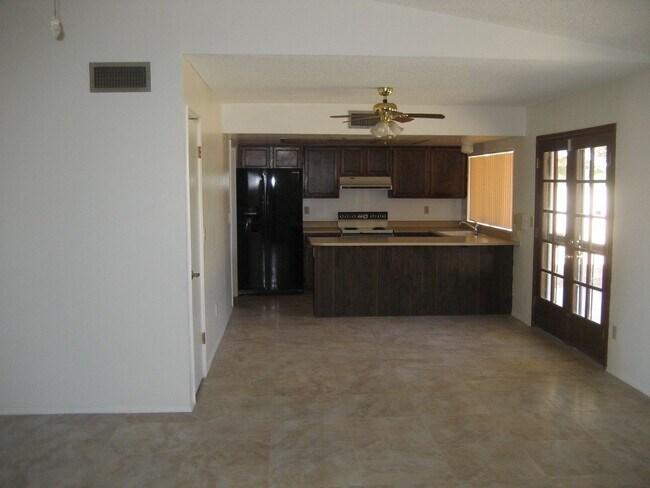 Building Photo - 0620