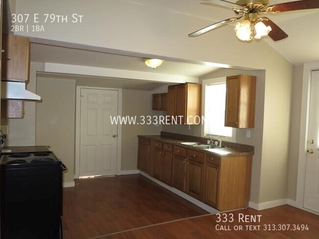 Foto del edificio - 307 E 79th St