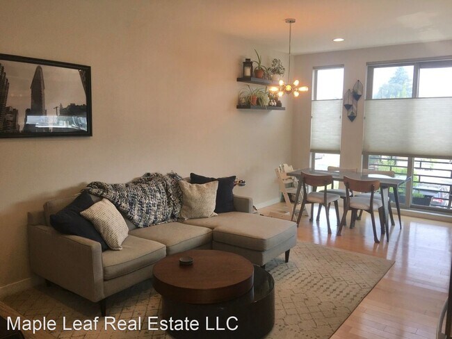 Foto del edificio - 2 br, 2.5 bath House - 6217 14th Ave NW