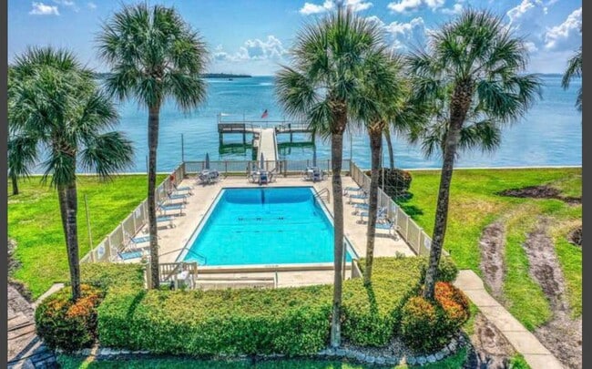 Photo - 7510 Sunshine Skyway Ln S Apartment