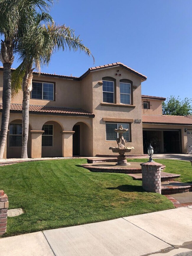 Building Photo - Stone Creek Home