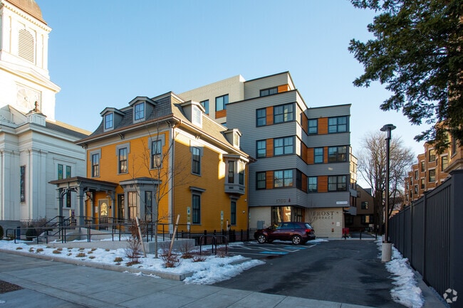 Building Photo - Frost Terrace