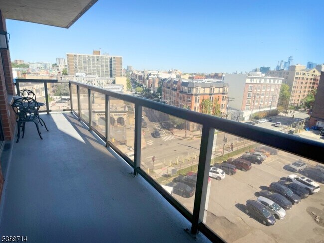 Foto del edificio - 415 Newark St.