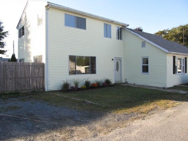 Primary Photo - 118-122 Cottage Ave