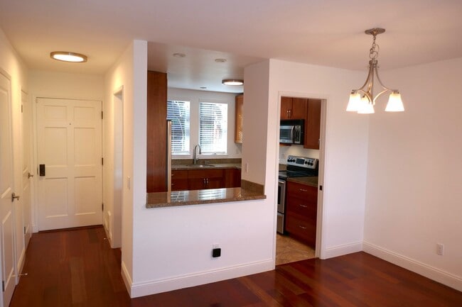 Building Photo - UPDATED TWO BED / TWO AND HALF BATH HEADLA...