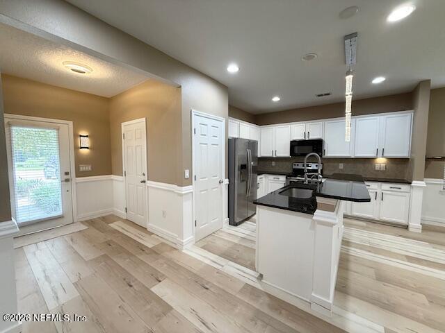 Building Photo - 7028 Beauhaven Ct