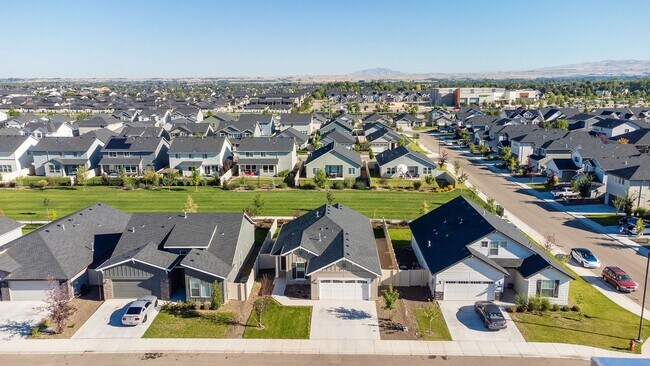 Foto del edificio - Central 3 bed 2 bath home