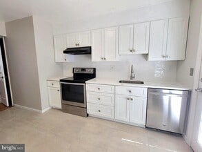 Building Photo - 2507 Assabet Ct
