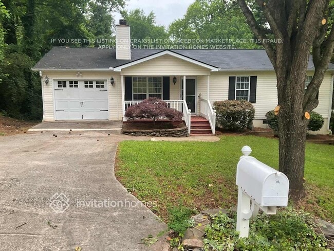 Building Photo - 6555 Fiji Dr