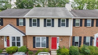 Building Photo - 3225 Cape Cir