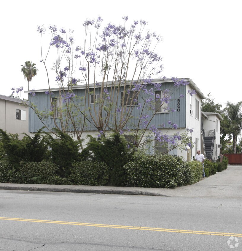 5820 Tujunga Ave, North Hollywood, CA 91601 Apartments in North Hollywood, CA