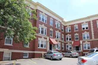 Building Photo - 101-103 Medway St