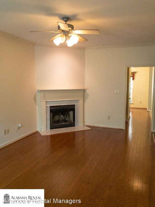 Building Photo - 3 br, 2.5 bath House - 1443 Riverwalk Circle