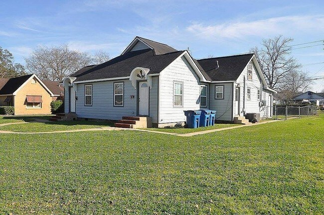 Foto del edificio - 2510 Avenue G