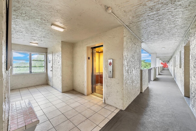 Building Photo - 6200 NW 44th St