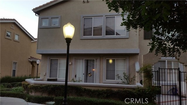 Building Photo - 465 N Castletown