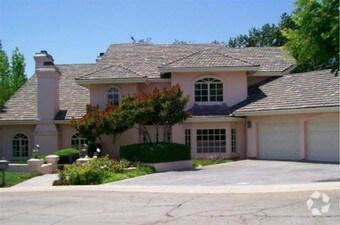 Primary Photo - 1301 White Dove Cir