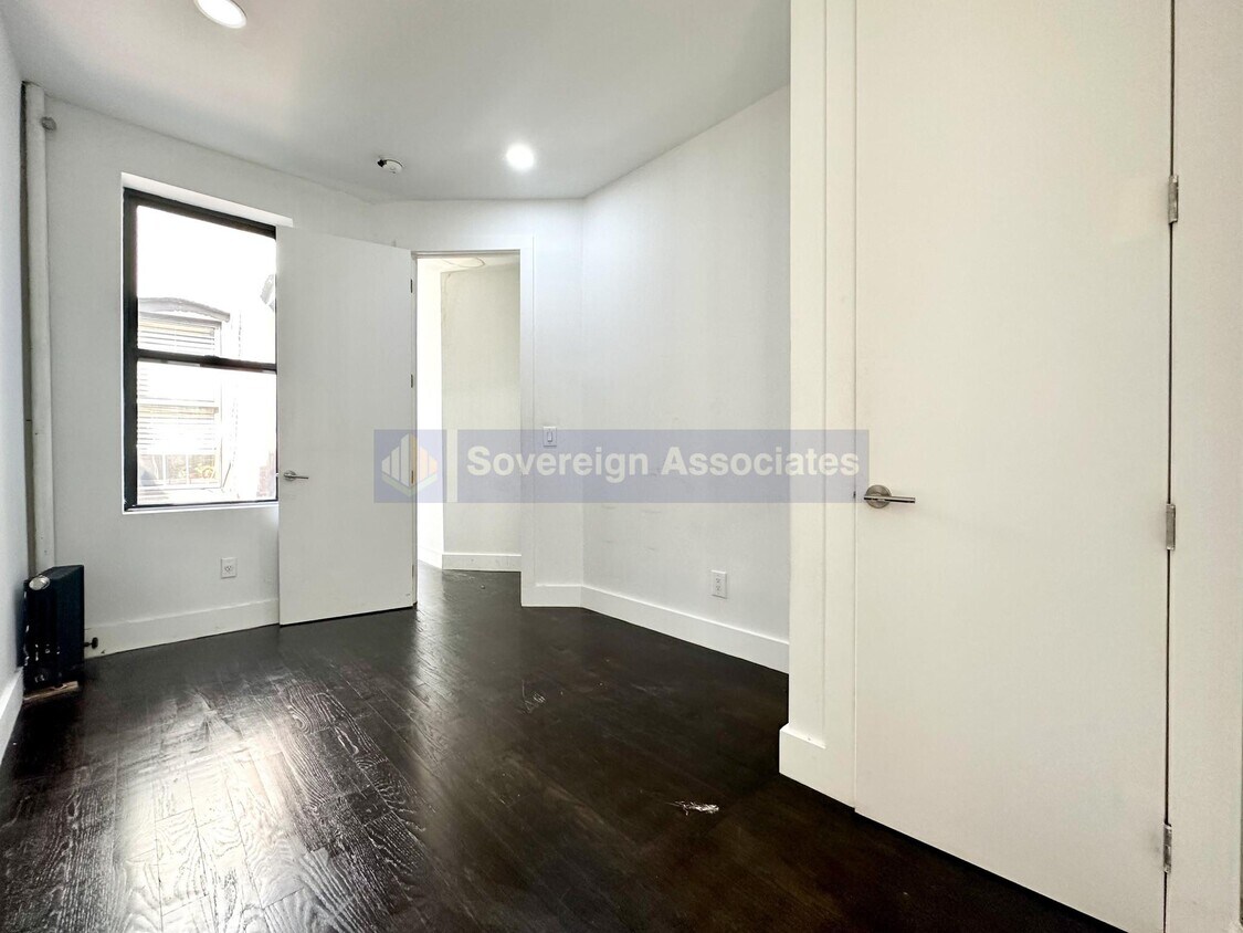 Building Photo - 532 West 159th Street