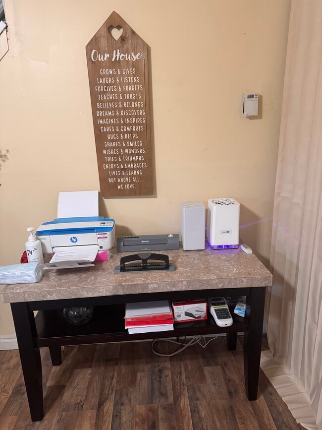 Building Photo - 130 N 20th St