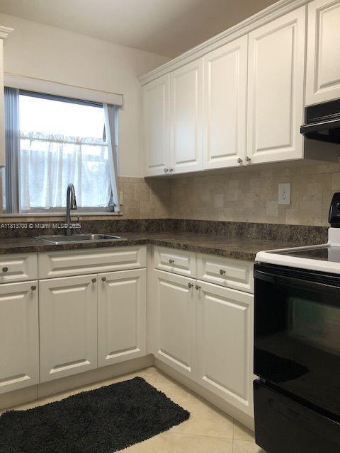 Foto del edificio - 7725 SW 86th St