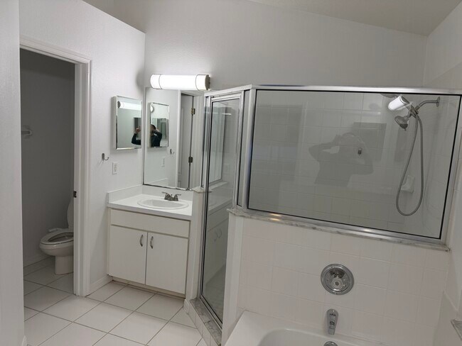 Foto del edificio - 30643 Tremont Dr