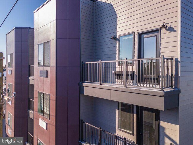 Foto del edificio - 4550 Mitchell St