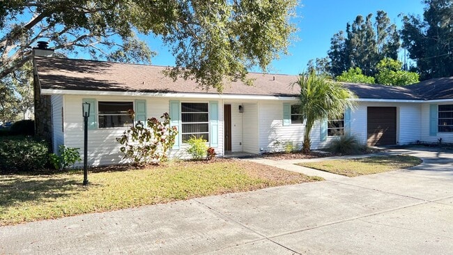 Building Photo - 10548 86th Ave N