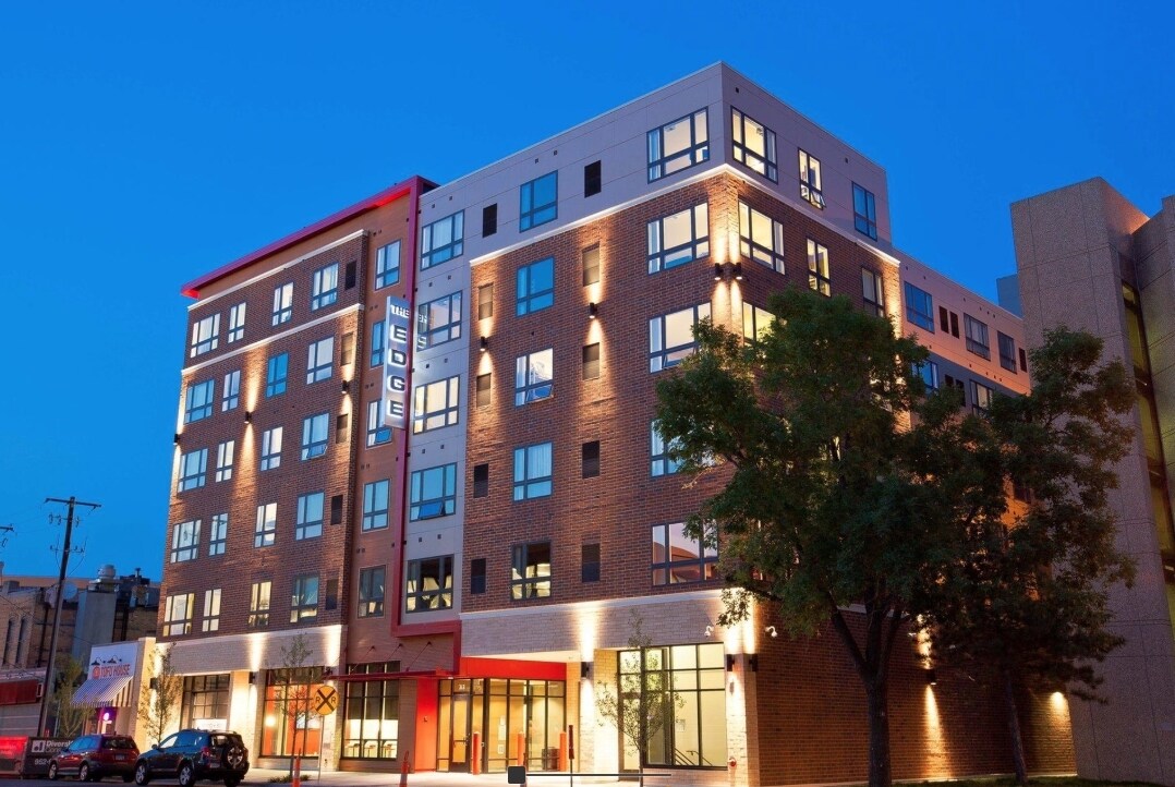 Building Photo - 309 Oak St