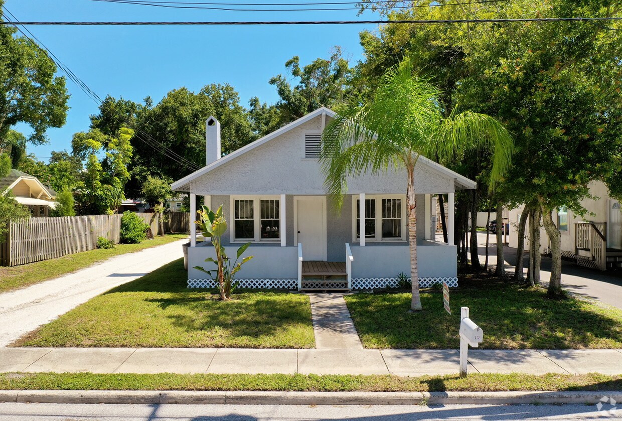 Foto del edificio - 809 TURNER ST, CLEARWATER, FL 33756