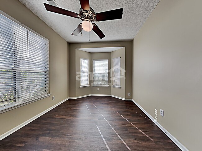 Building Photo - 5421 Greggs Landing Drive