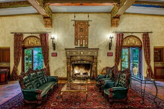 Interior Photo - Los Altos – A Legendary Residence at 4121 Wilshire Blvd