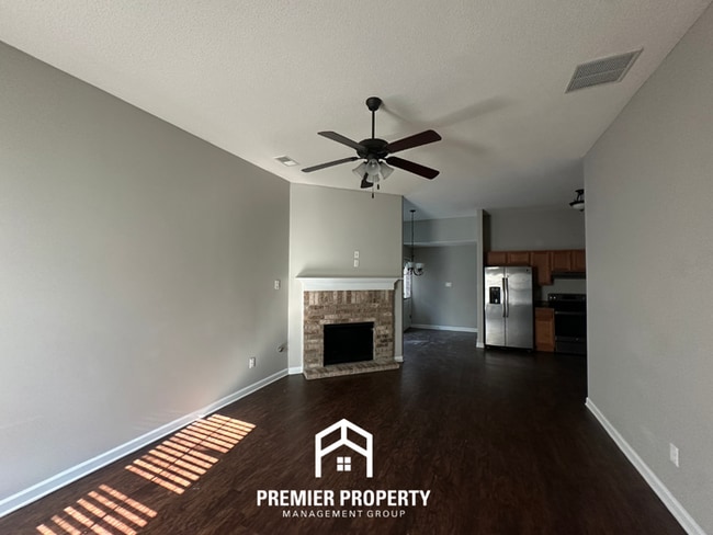 Photo - 5636 Falling Bark Dr House