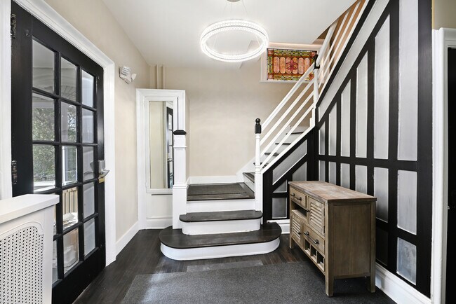 WELCOME HOME - 16 62nd St
