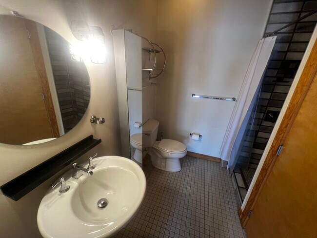Foto del edificio - 3205 N Davidson St