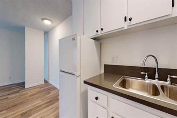 Foto del edificio - 12500 Culver Blvd