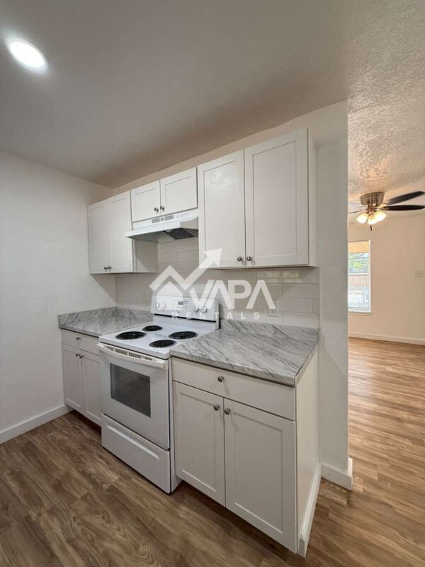 Foto del edificio - 7831 Gallop Dr