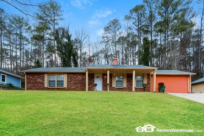 Primary Photo - Ranch with Two Master Suites