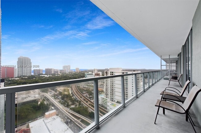 Foto del edificio - 79 SW 12th St