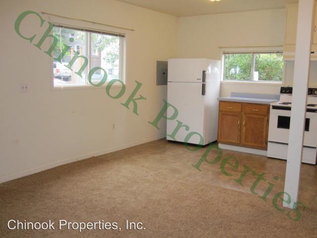 Building Photo - 2133 1/2 Kincaid St