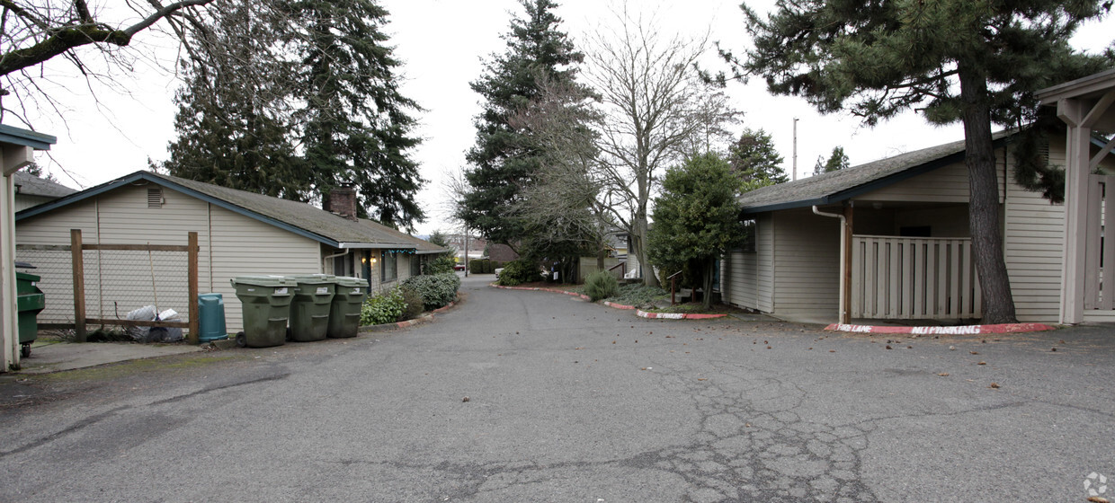 Primary Photo - Sundew Apartments