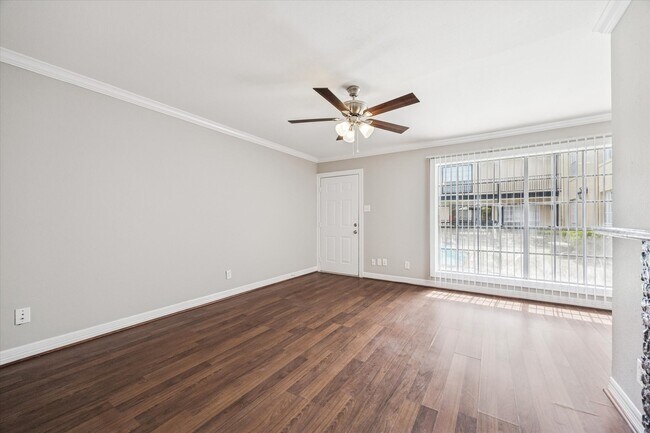 Foto del edificio - 201 Emerson St